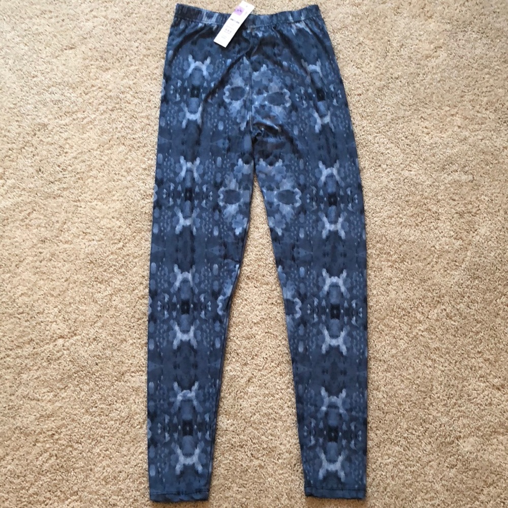 NWT - Agnes & Dora Leggings - Size S/M